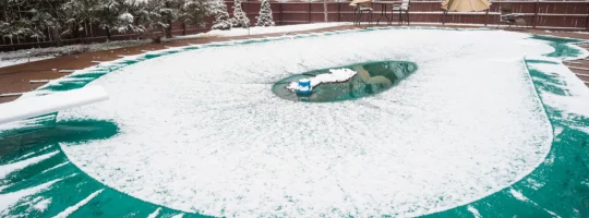 winter-maintenance-pool-cover-melbourne